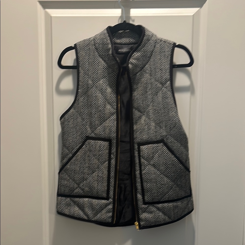 Herringbone Black & White Vest XS